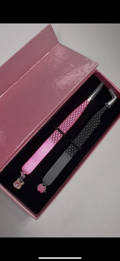Bratz x Mean Girl Tweezers