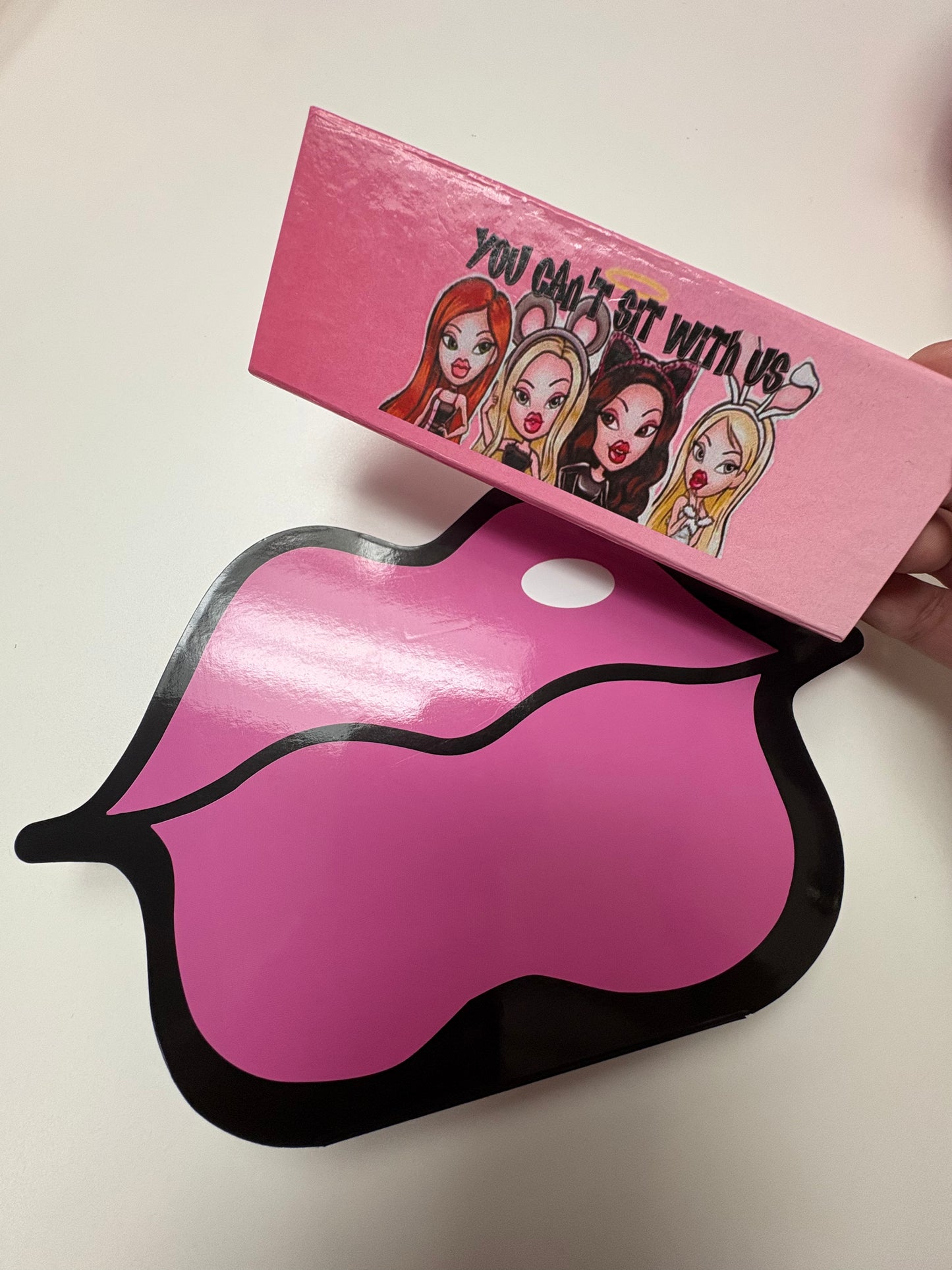 BRATZ LIP 50 ROW + TWEEZER DUO